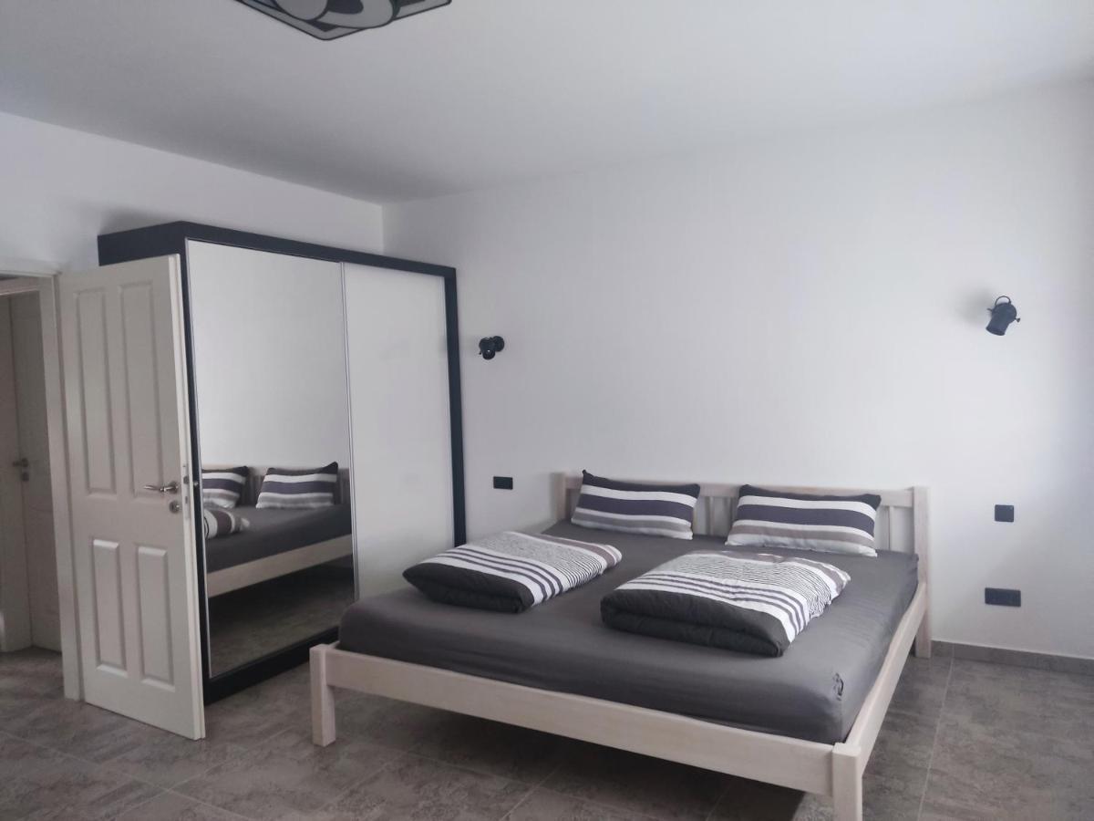 Ferienwohnung Am Kapellplatz Altotting Ngoại thất bức ảnh